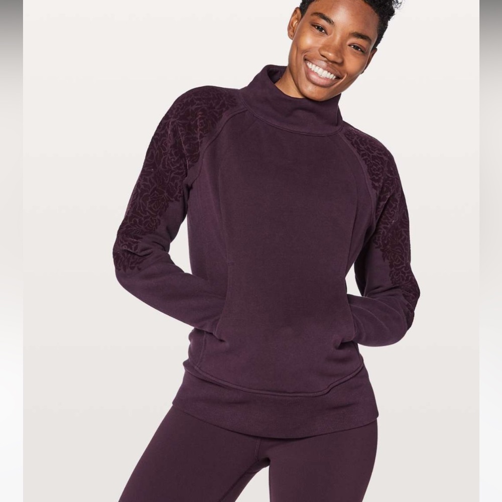 Lululemon Floral Flock Pullover Black Cherry size 8